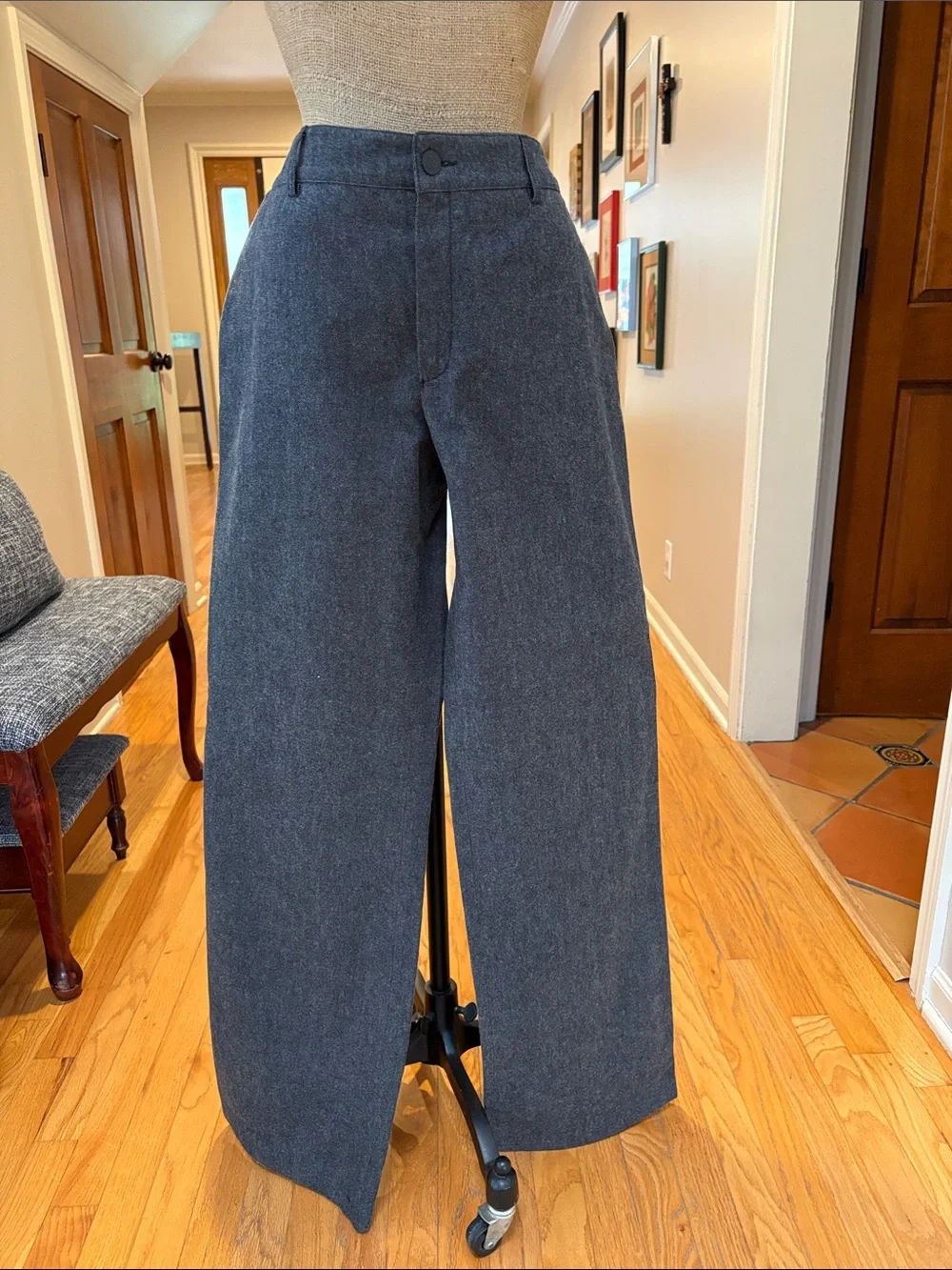 CHANEL Straight-Leg Women's Jeans in Charcoal Gray